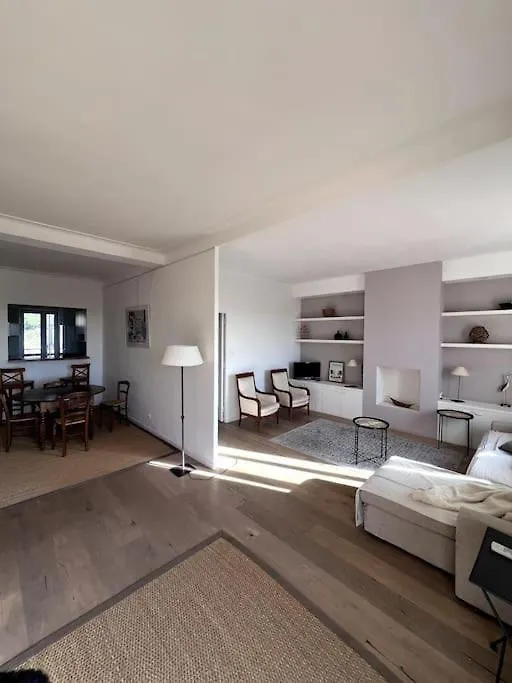 Spacieux T2 Centre-Ville Aix 普罗旺斯地区艾克斯 0*,  法国
